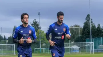محمد الشناوي يقود الأهلي أمام المصري البورسعيدي في الدوري
